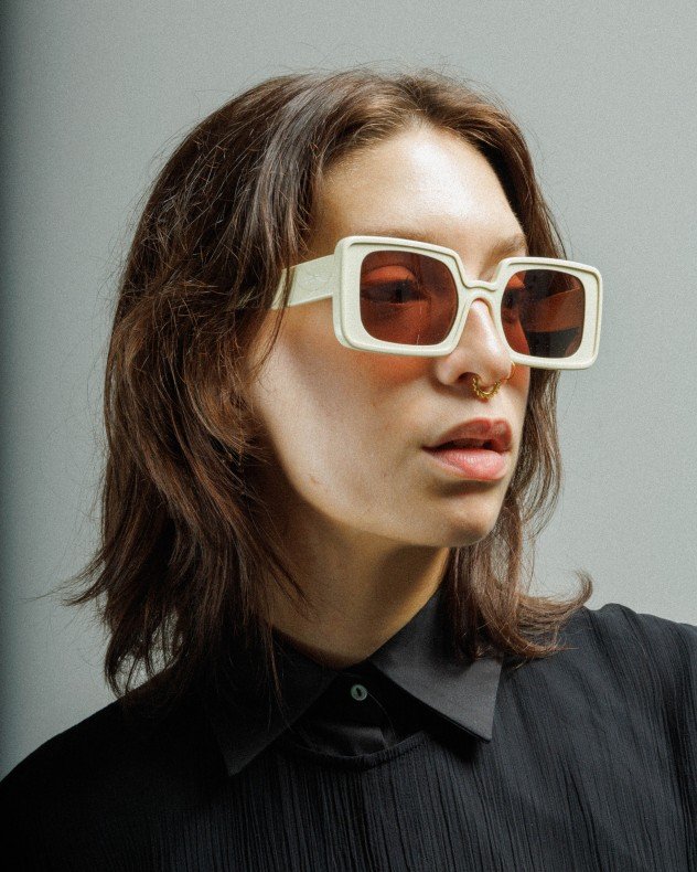 District people Boa Vista 004 Beige Sunglasses - Beige