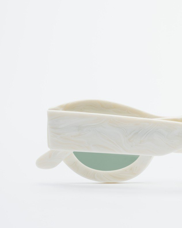 District people LE CANNET 002 White Sunglasses - White