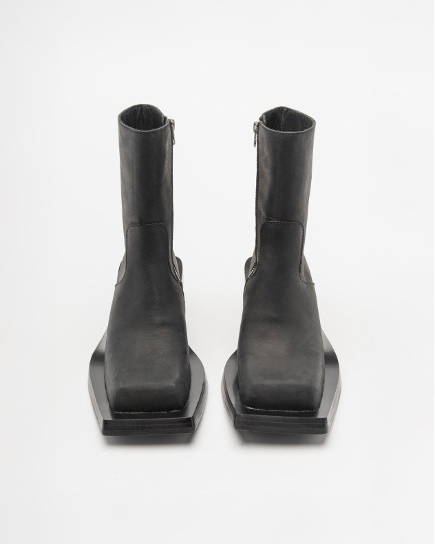 Camper Lab A700021 Black Boots - Black