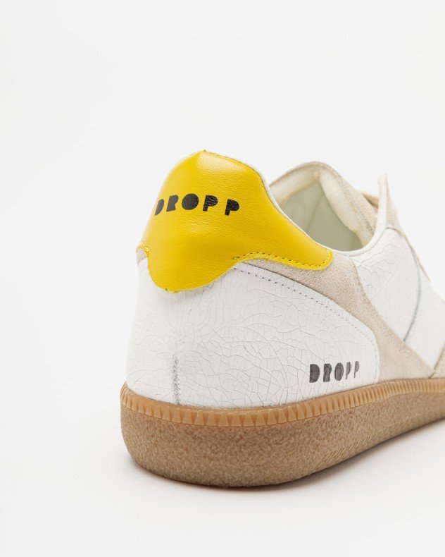 Dropp 25SM700-01 White Sneakers - White
