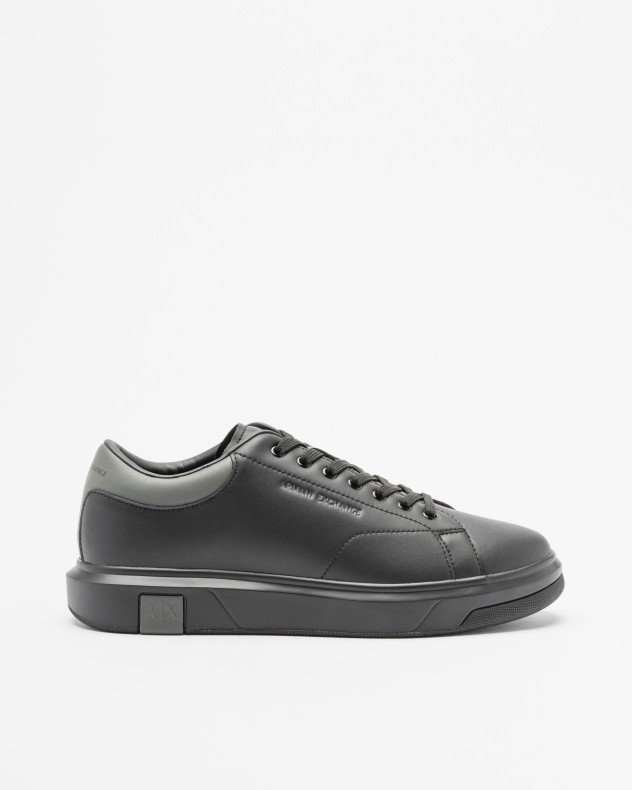 Armani Exchange XUX123 XV534 Black White sneakers - Black
