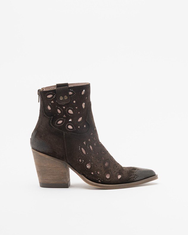 PROF 25013 Brown Ankle Boots - Brown