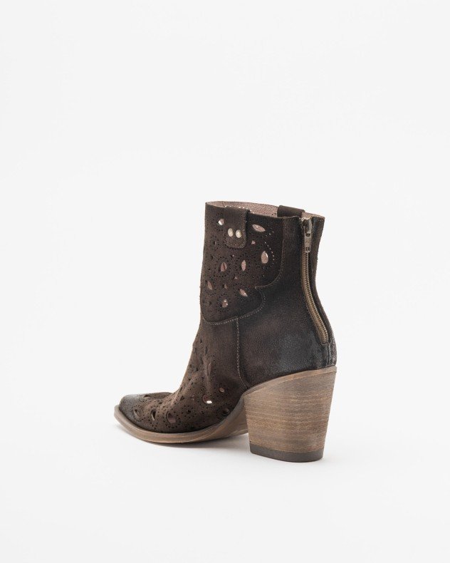 PROF 25013 Camel Ankle Boots - Brown