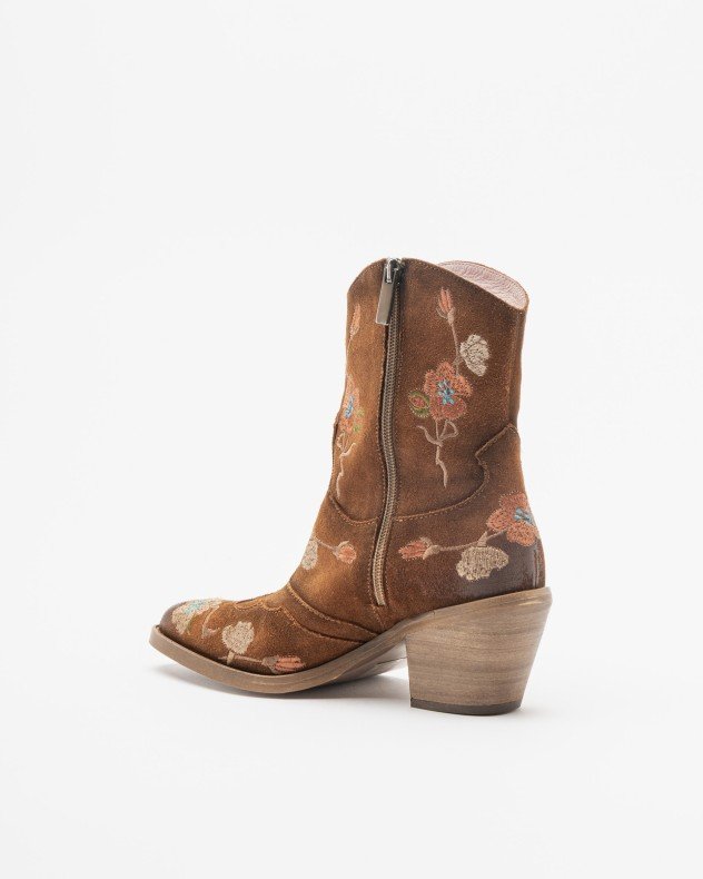 PROF 26029 Camel Ankle Boots - Brown