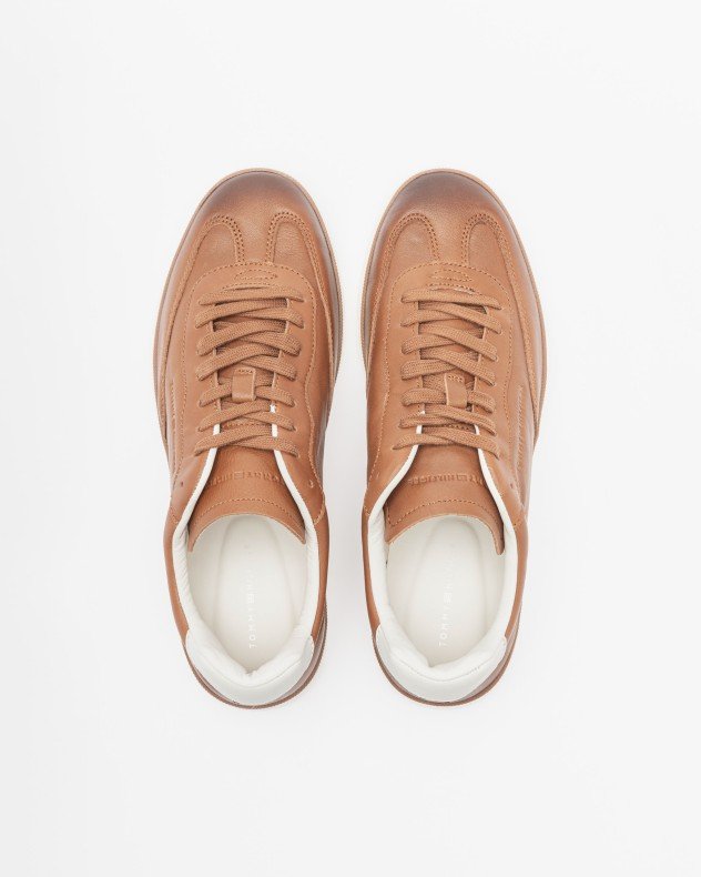 Tommy Hilfiger Lo Lux 1A2 Camel Sneakers - Camel