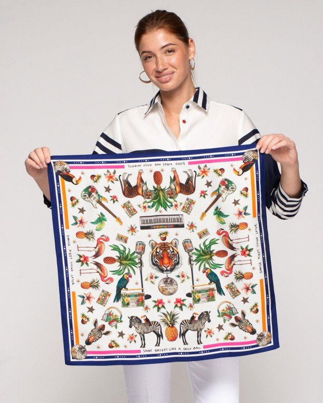 VilaGallo 33632 White Scarf - White