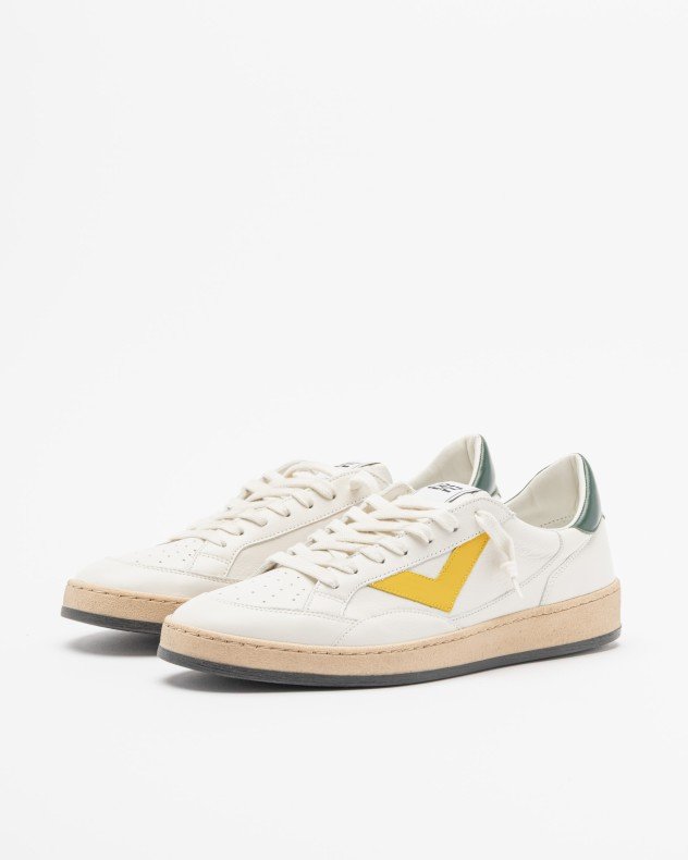 4B12 PLAYNEW White Sneakers - White