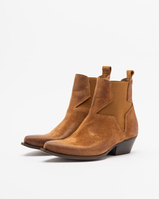 PROF VIOLA Camel Ankle Boots - Camel