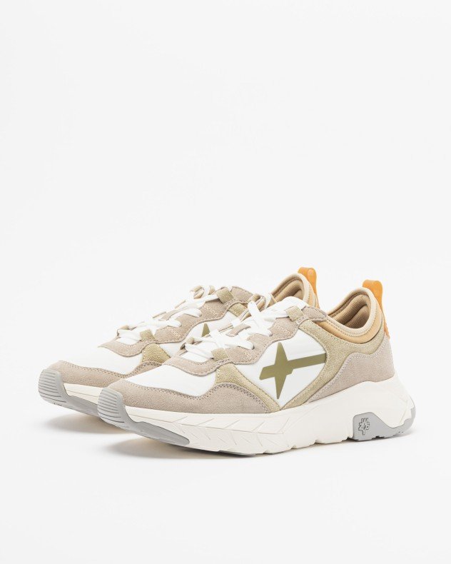 Just Say Wizz NEXT-M White Sneakers - White